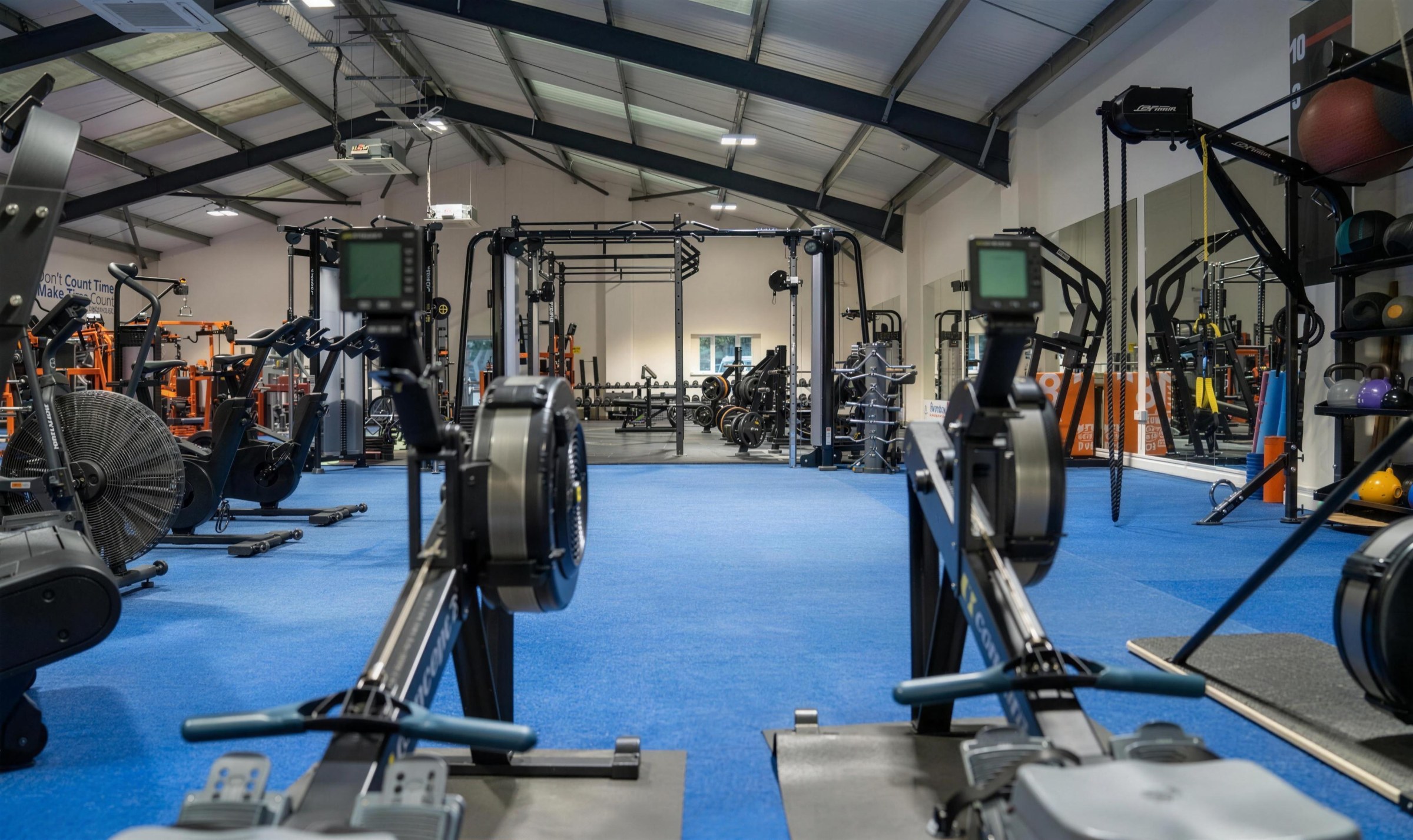 Rowers and bikes at Amazon Gym